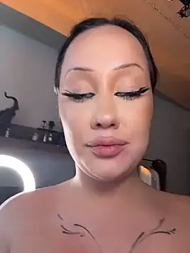 Stripchat Live Sex Cam of BlackLotos