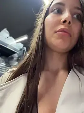 Stripchat Sex Cam of ICrazyOneIRL