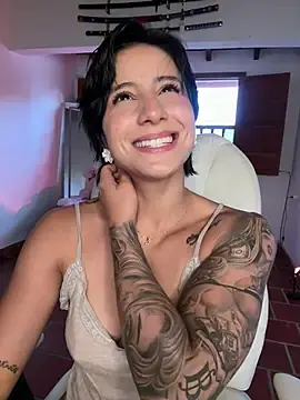Stripchat Adult Webcams of Ale_Lewis