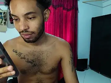 Stripchat Live Sex Cam of colinbrown