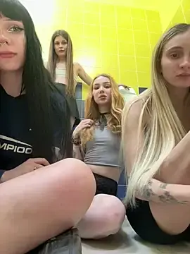 Stripchat Live Porn of KnockKnock-