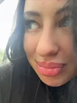 Stripchat Watch Live Sex Cams of AdinaKan