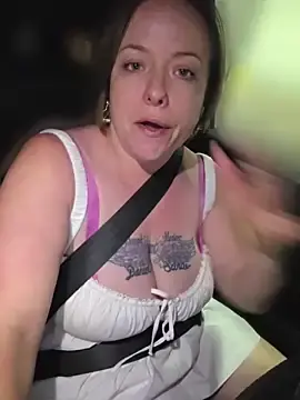 Stripchat Sex Cam of julimonroe