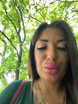 Stripchat Sex Cam of RuslanaXX