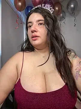 Stripchat Watch Live Sex Cams of horny_roomiess