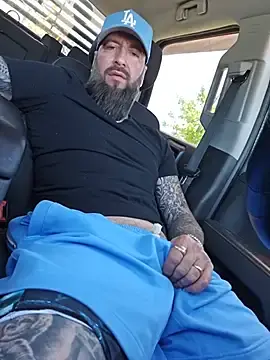 Stripchat Watch Live Sex Cams of Beardedtattood