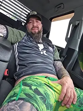 Stripchat Live Sex of Beardedtattood
