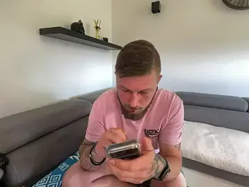 Stripchat Live Porn of BonnyundClyde19