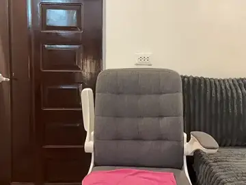 Stripchat Sex Cam of Your_sweetnaughty143