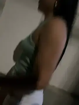 Stripchat Free Porn Cam of the_queen_of_street