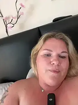 Stripchat Sex Chat of Jolina_Juice