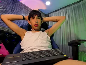Stripchat Live Sex of Tommy_Fox