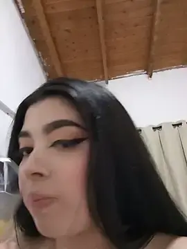Stripchat Adult Webcam of AgathaLynx