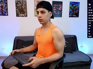 Stripchat Free Porn Cam of jonathanjoestar_