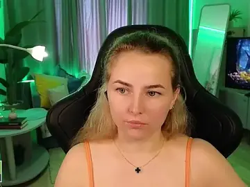 Stripchat Nude Webcam of Mira_Mermayd