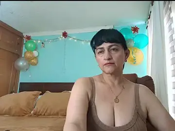 Stripchat Adult Webcams of ISABEEL_SOFIA01