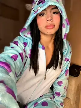 Stripchat Adult Webcams of Laura-Khalifa