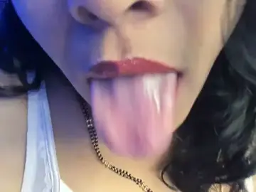 Stripchat Sex Cam of tarivishu11