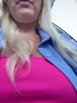 Stripchat Live Sex Cam of MerlinDave