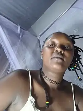 Stripchat Free Live Porn of Sexy_bellah12