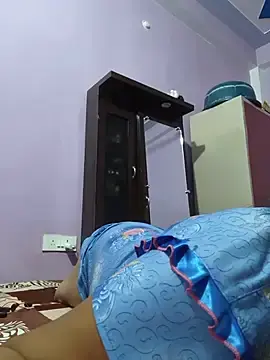 Stripchat Live Sex Cam of Simran_bhabhi0