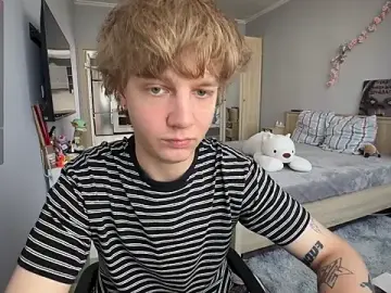 Stripchat Nude Webcam of olivertasty