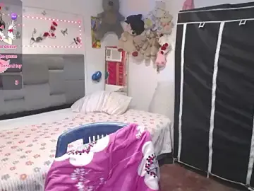 Stripchat Free Porn Cam of Sharloth_milf