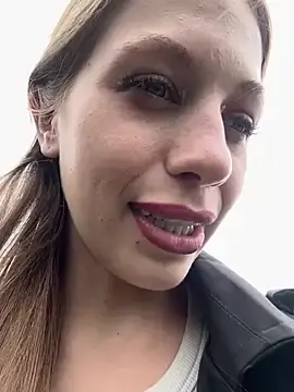 Stripchat Free Live Porn of Olivia_Jemison