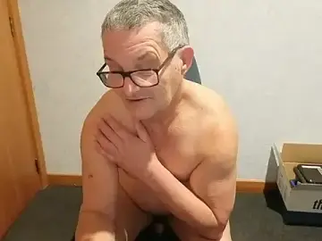 Stripchat Free Porn Cam of daddy_man
