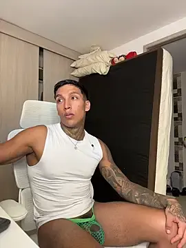 Stripchat Best Webcam of sendfer