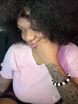 Stripchat Live Sex Cam of BonnyMolhada