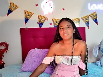 Stripchat Live Sex Cam of Ellie_Cute7