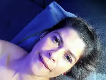 Stripchat Free Live Porn of playsgirlhot