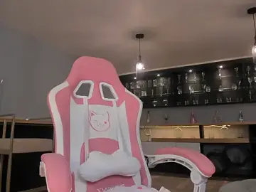 Stripchat Best live sex cam show of MaddyOwens