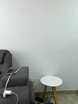 Stripchat Live Sex Cam of BrendaCrean