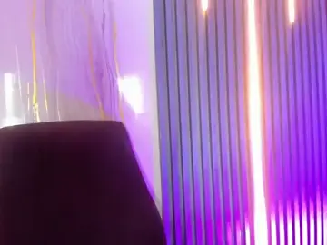 Stripchat Free Porn Cam of Miss_Isa_