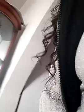 Stripchat Best live sex cam show of Perla-stone1