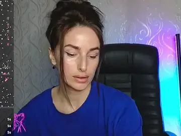 Stripchat Live Porn of xx_adrihanna_xx