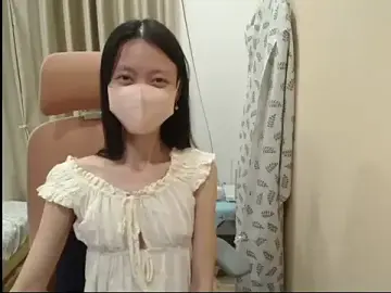 Stripchat Adult Webcams of Lil-Cherry