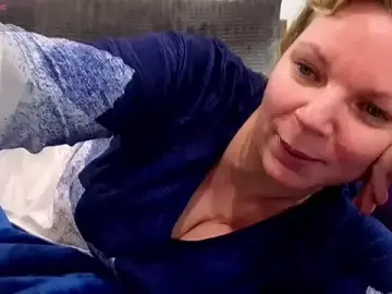 Stripchat Watch Live Sex Cams of l4dyc4pricorn76