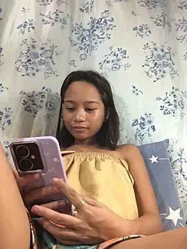 Stripchat Adult Webcam of Asianpinay_Skinny1818