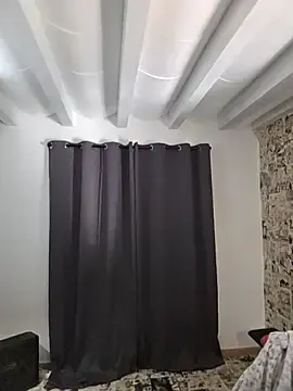 Stripchat Sex Cam of kylie_blck