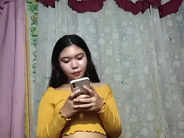 Stripchat Adult Webcam of RegenaKhanponaphan