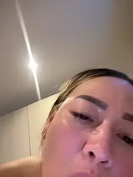 Stripchat Watch Live Sex Cams of Danielavegax