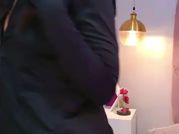 Stripchat Watch Live Sex Cams of LeenaBrown
