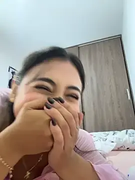 Stripchat Watch Live Sex Cams of MelodyRey__