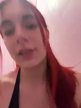 Stripchat Sex Cam of sexymelli18