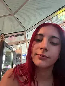 Stripchat Free Porn Cam of sexymelli18