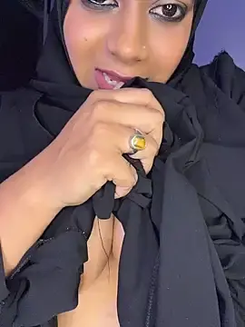 Stripchat Free Porn Cam of Malika_Secrets