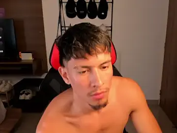 Stripchat Live Porn of Aaronfox_x